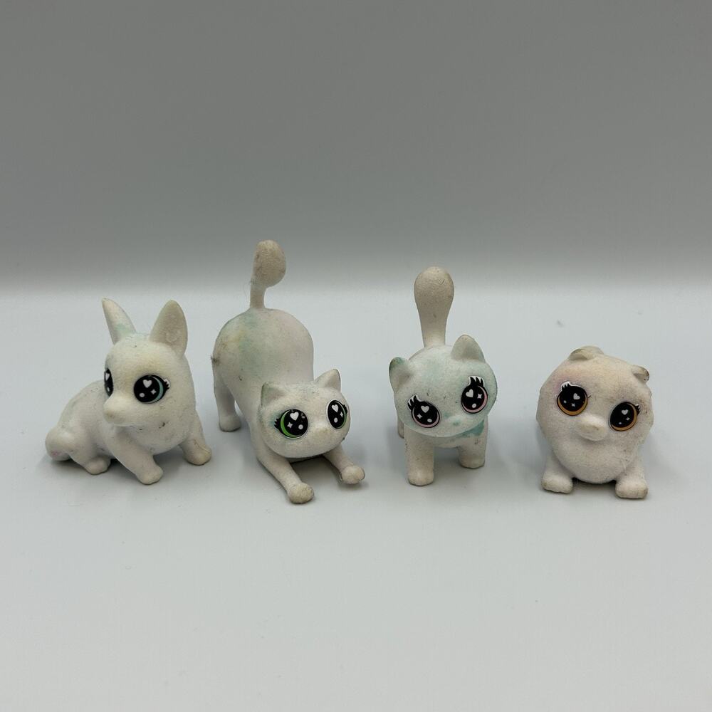 Crayola Scribble Scrubbie Pets Cats Kids White Flocked Washable Toy Figures Lot